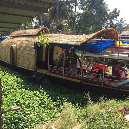 Alleppey 3 Palms Guesthouse Alappuzha 외부 사진